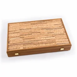 Manopoulou Hout><noscript><img width=