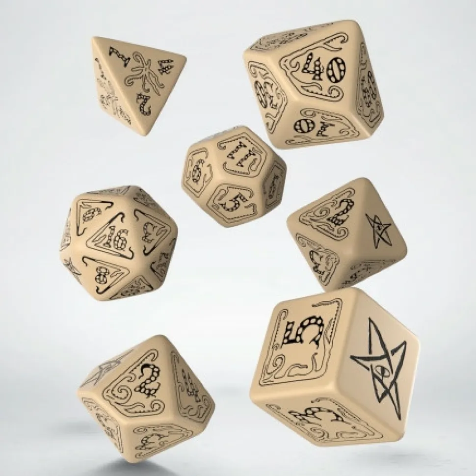 Q Workshop Dobbelstenen>Call Of Cthulhu Beige & Black Dice Set (7)