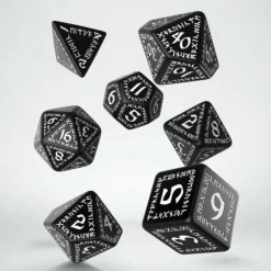 Q Workshop Dobbelstenen>Runic Black & White Dice Set (7)