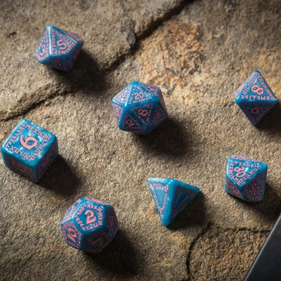 Q Workshop Dobbelstenen>Runic Glacier & Pink Dice Set (7)