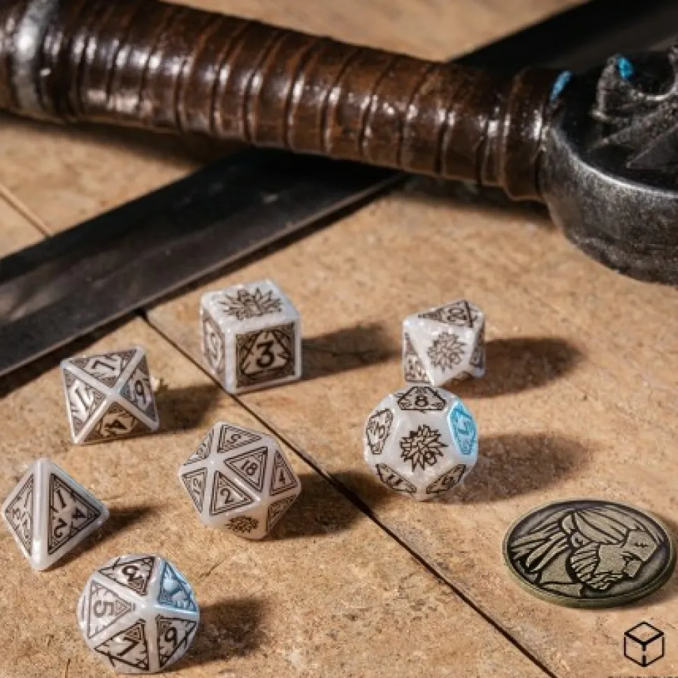 Q Workshop Dobbelstenen>The Witcher Dice Set - Geralt - The White Wolf